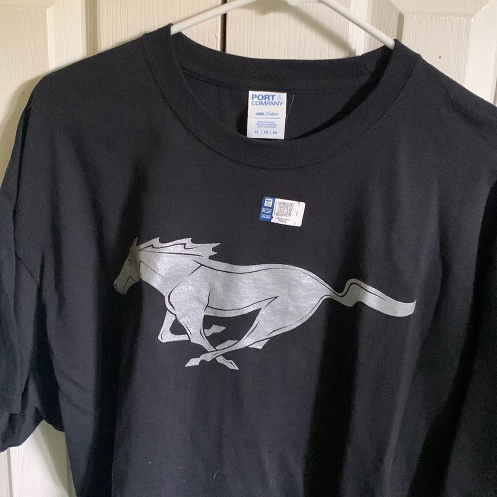 Men Mustang tshirt